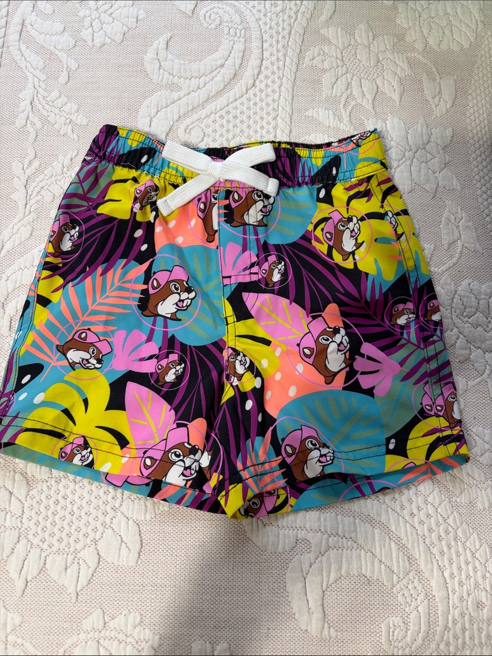 Buc-ee's 2T swim trunks (w/ swim diaper) or shorts dry fit material Unisex EUC